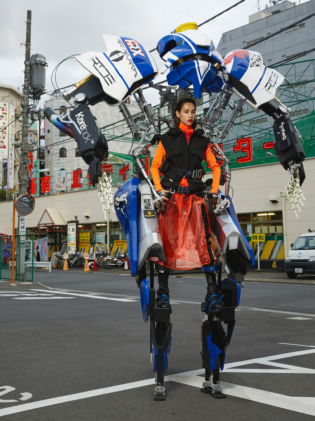 032c - © Thomas Lohr Studio