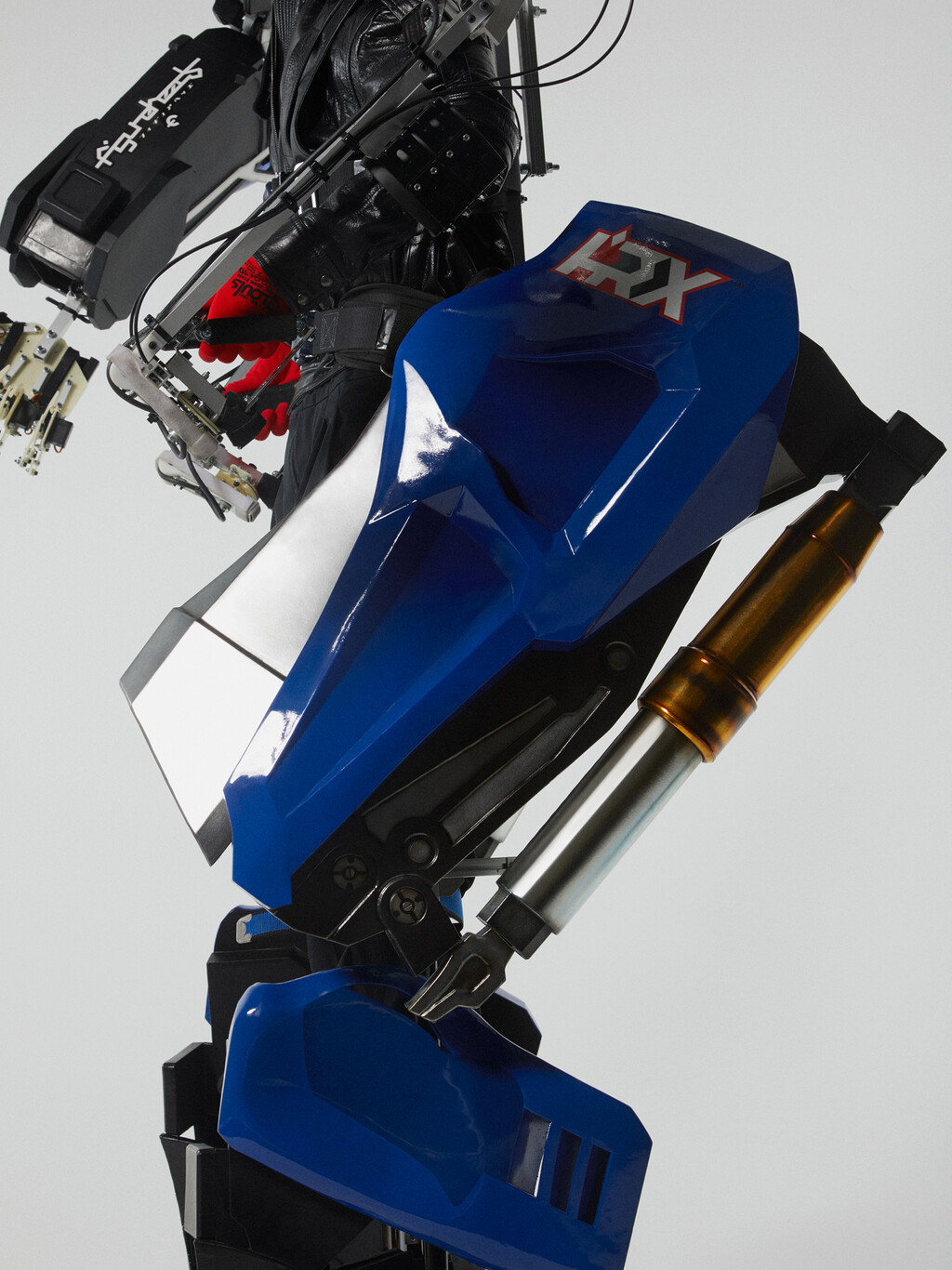 032c - © Thomas Lohr Studio