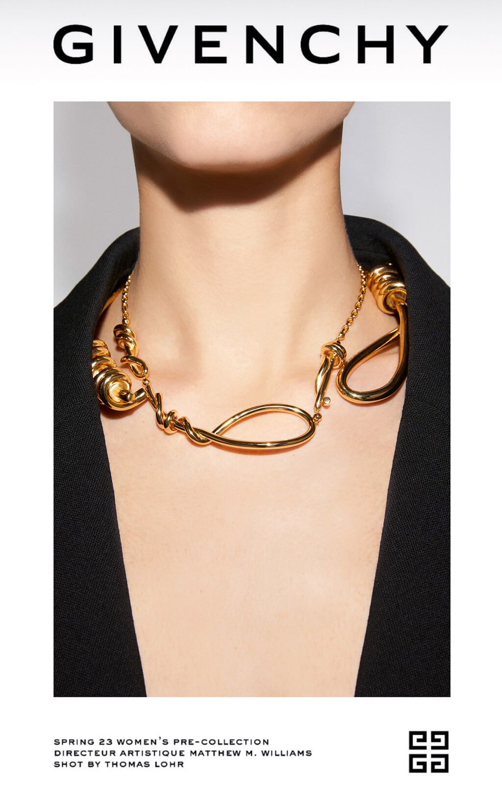 Givenchy - © Thomas Lohr Studio