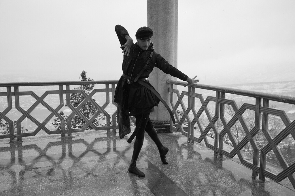 The Travel Almanac - © Thomas Lohr Studio