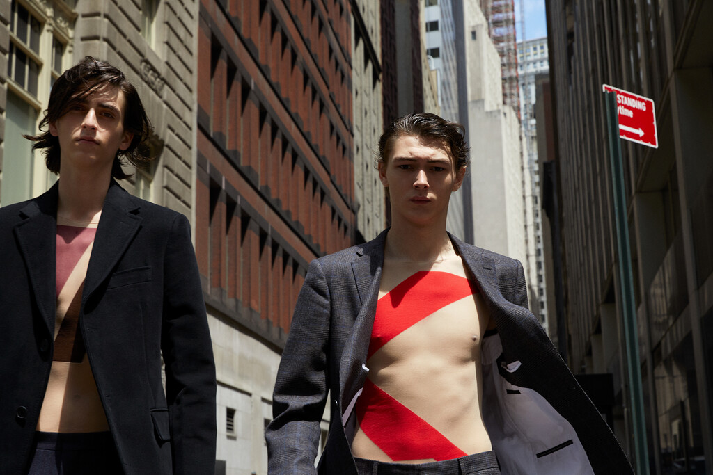 V Man - © Thomas Lohr Studio